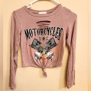 Long sleeve, half shirt by Occasion. Ladies medium. EUC.